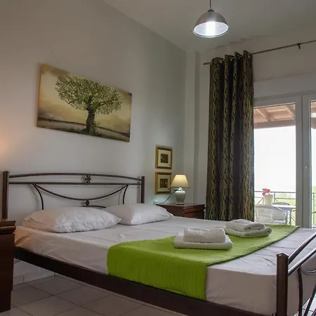 Eleni's House Chorefto Villa