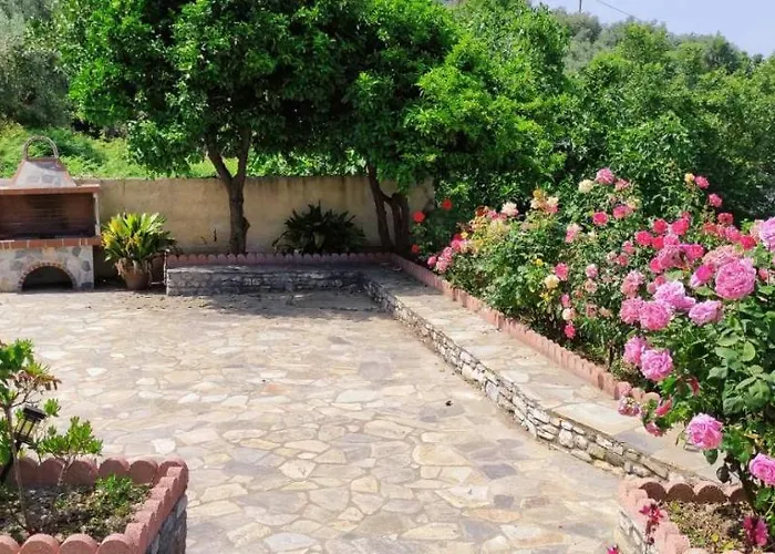 Eleni's House Chorefto Vilă