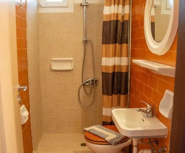 Vilă Eleni's House Chorefto *